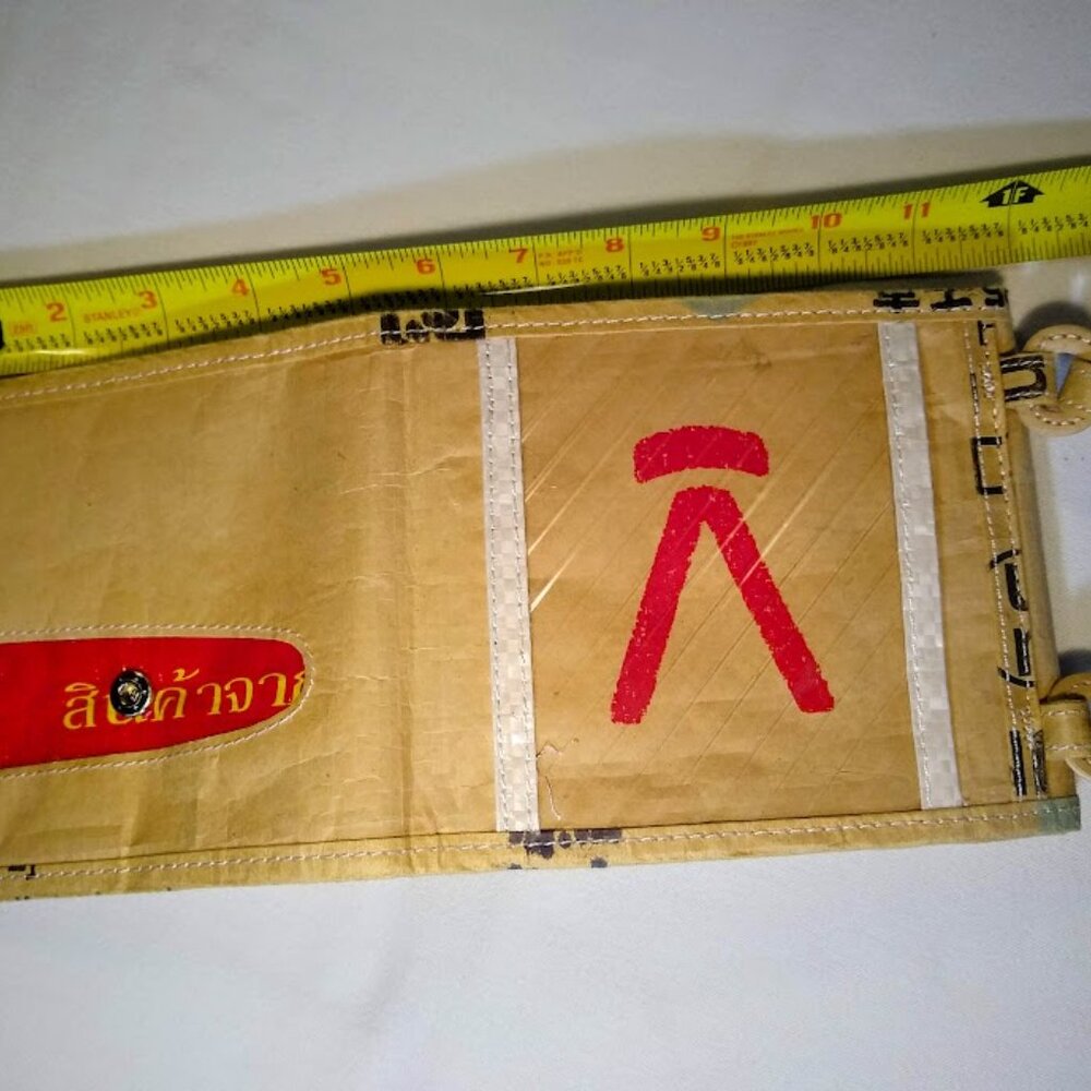 KEEN rare paper card wallet/crossbody bag - Picture 9 of 15